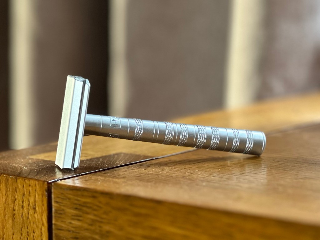 Review: Head Shaving with the Henson&nbsp;AL13